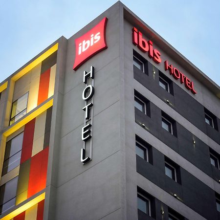 Hotel Ibis Trujillo Zewnętrze zdjęcie