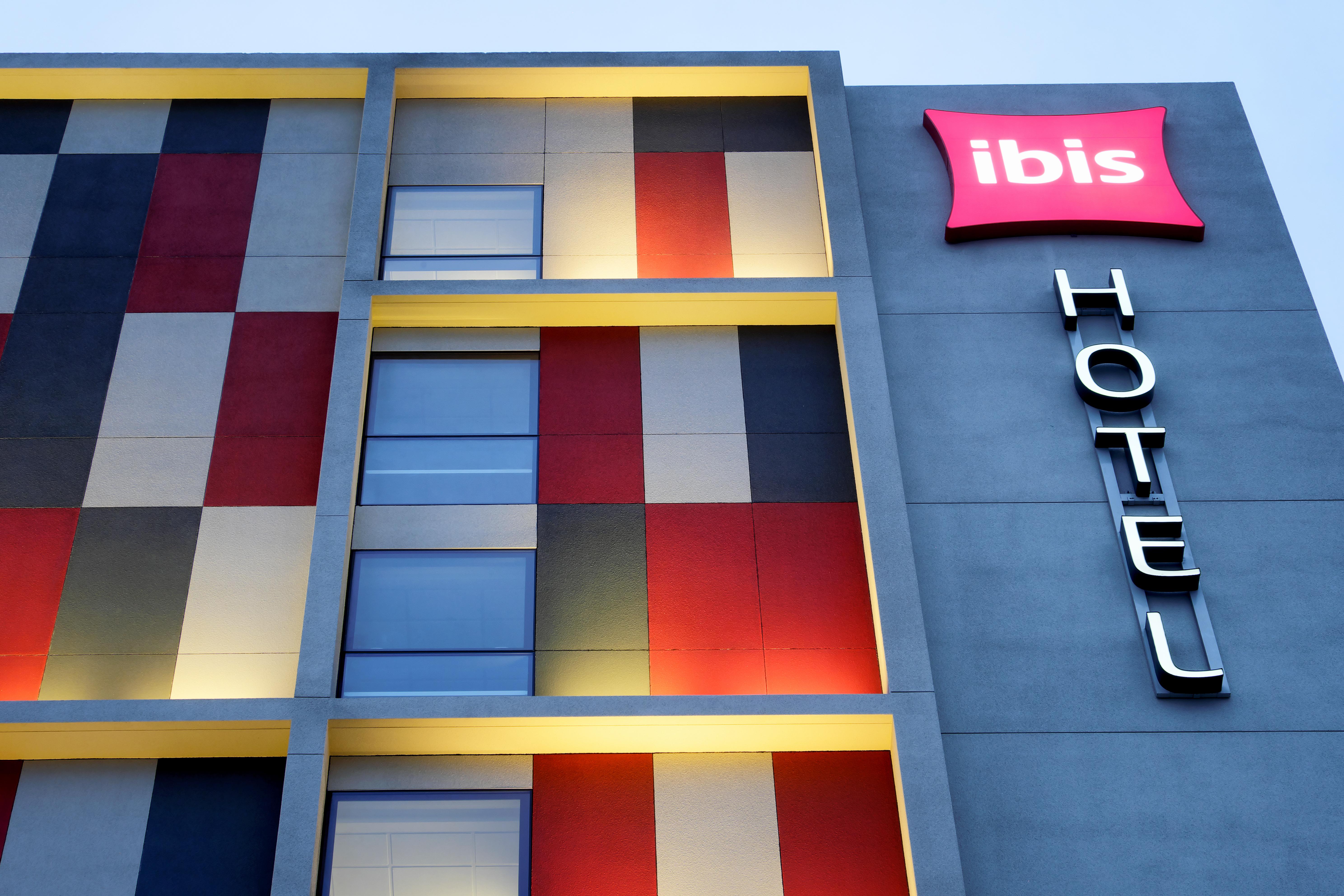 Hotel Ibis Trujillo Zewnętrze zdjęcie