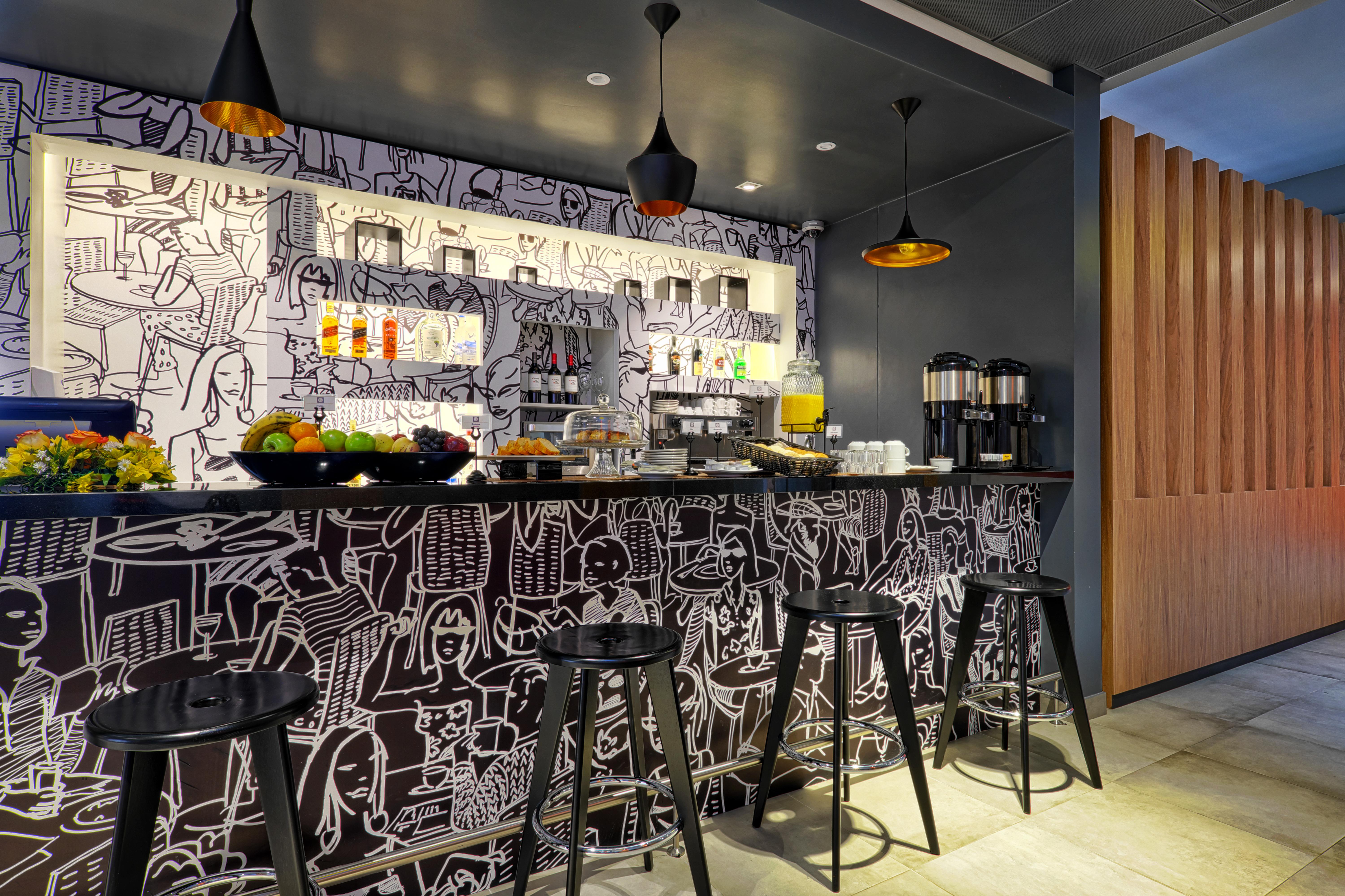 Hotel Ibis Trujillo Zewnętrze zdjęcie