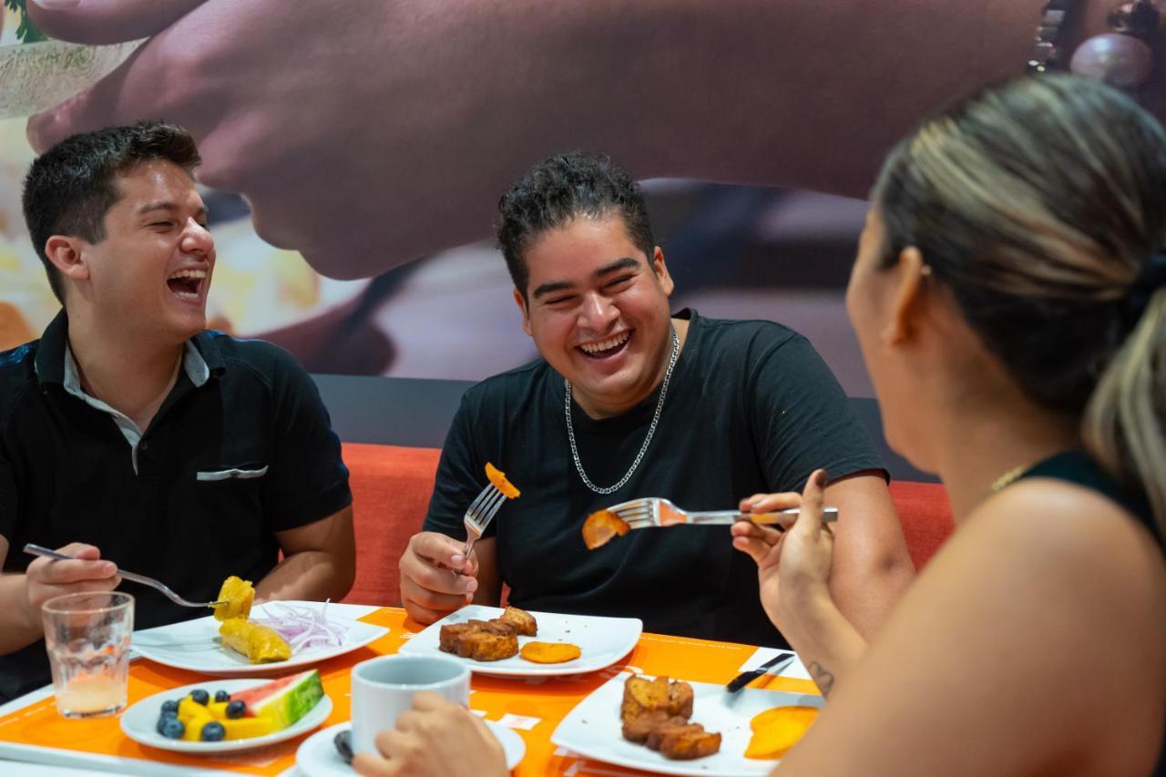 Hotel Ibis Trujillo Zewnętrze zdjęcie