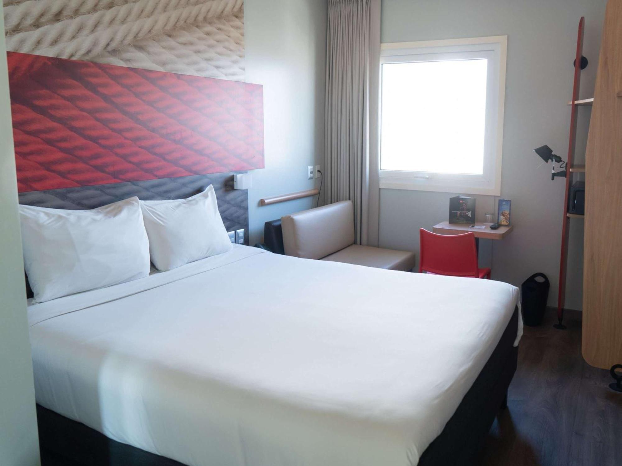 Hotel Ibis Trujillo Zewnętrze zdjęcie