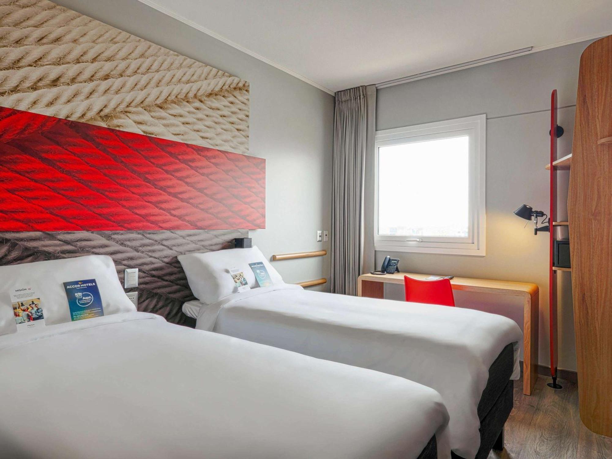 Hotel Ibis Trujillo Zewnętrze zdjęcie