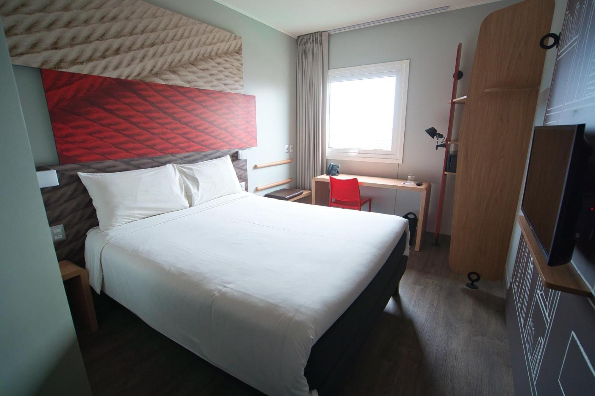 Hotel Ibis Trujillo Zewnętrze zdjęcie